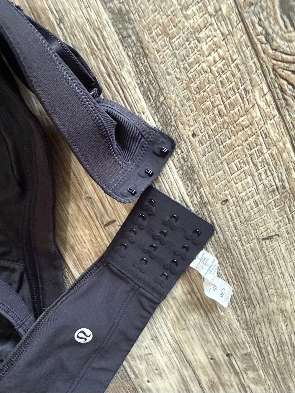 🌟lululemon athletica 🌟Black Wireless Support Crop Sports Bra C36